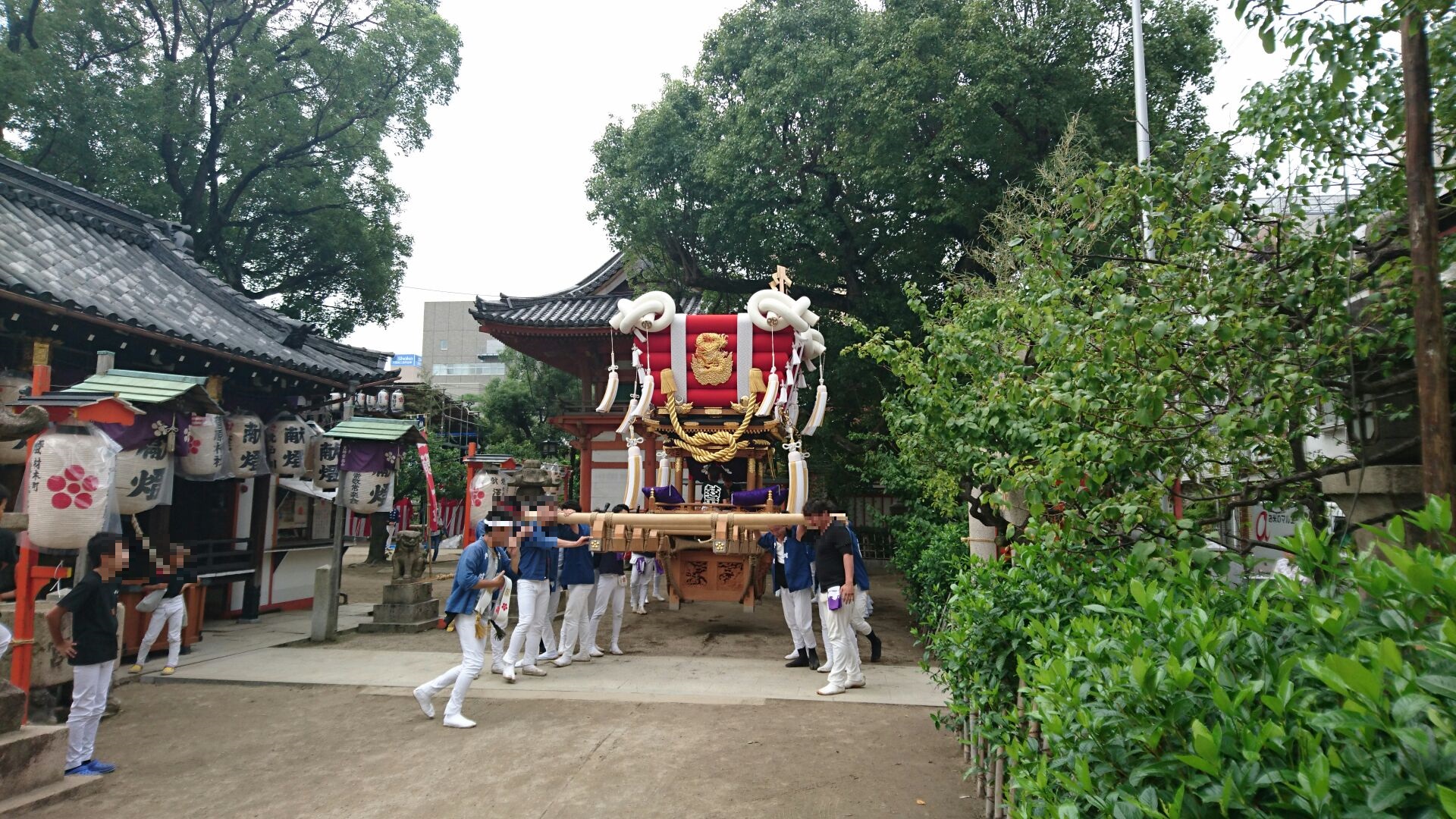 祭りのある風景 綿谷不動産販売株式会社